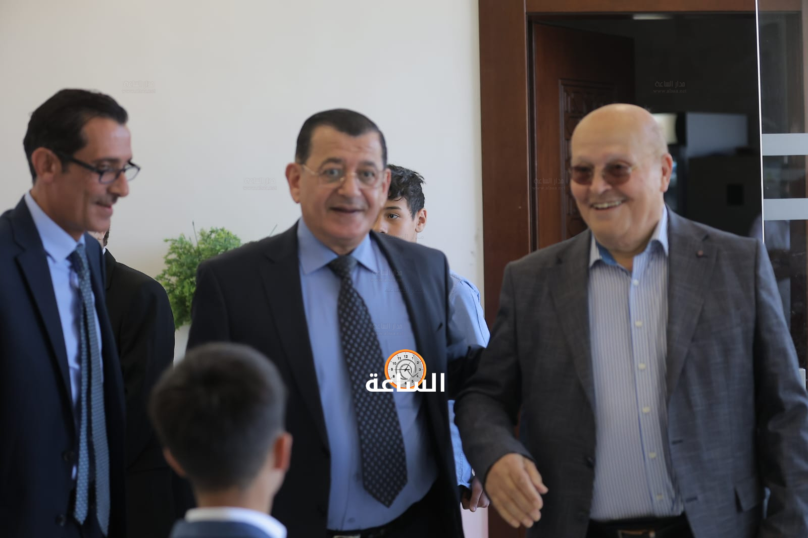Madar Al-Saa Images 0.8154136636167778