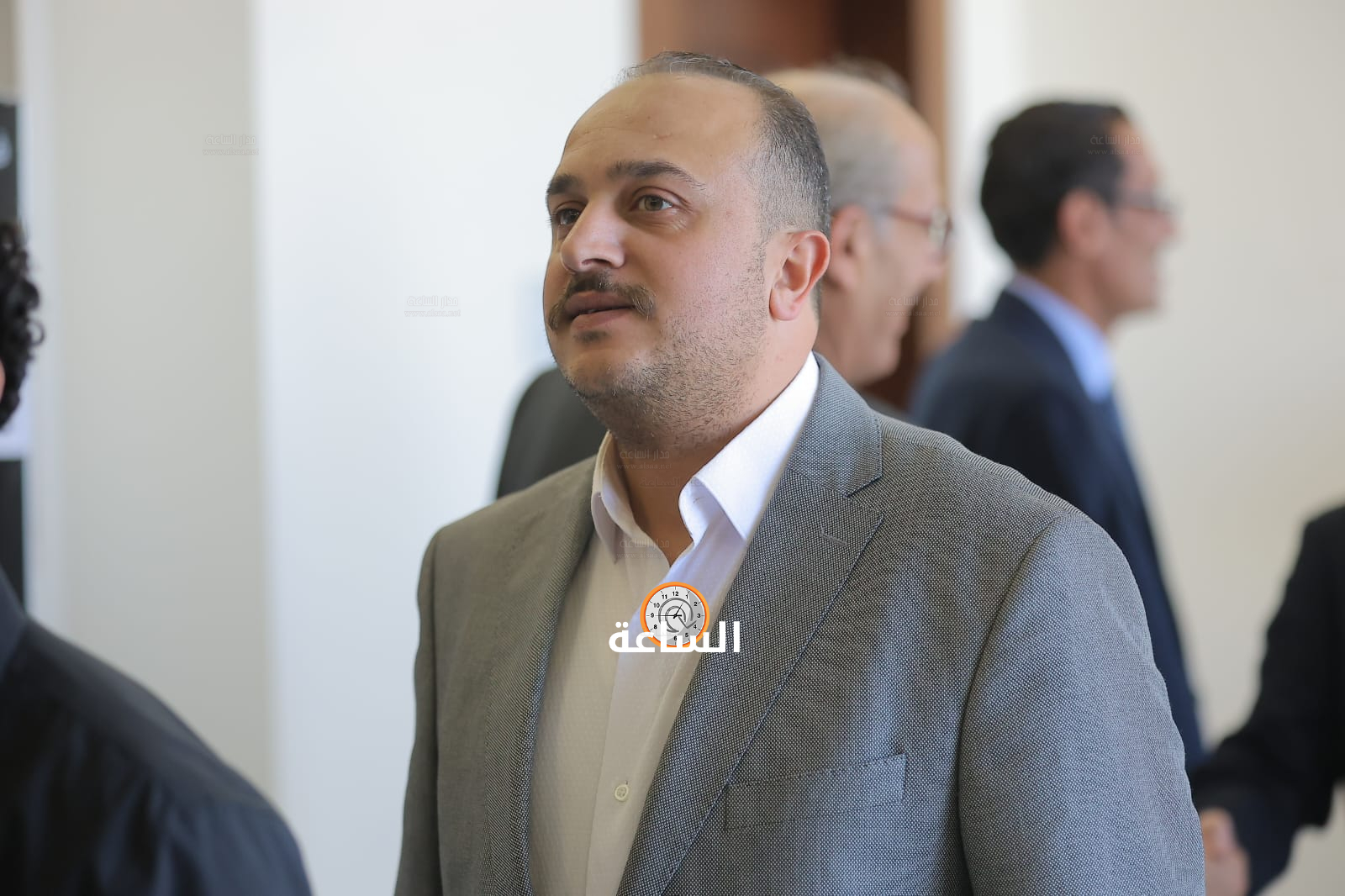 Madar Al-Saa Images 0.4193904498248968
