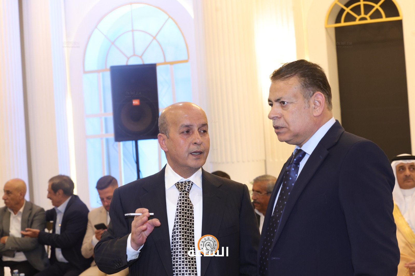 Madar Al-Saa Images 0.7375099675725183