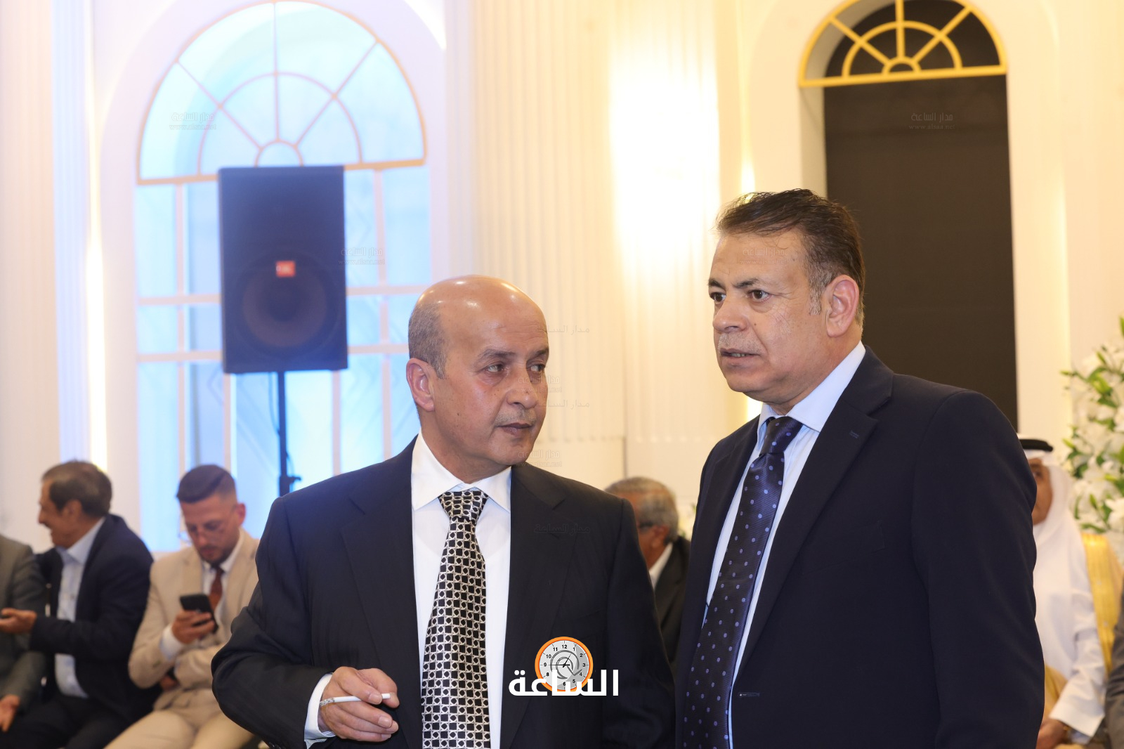 Madar Al-Saa Images 0.9558875686574865