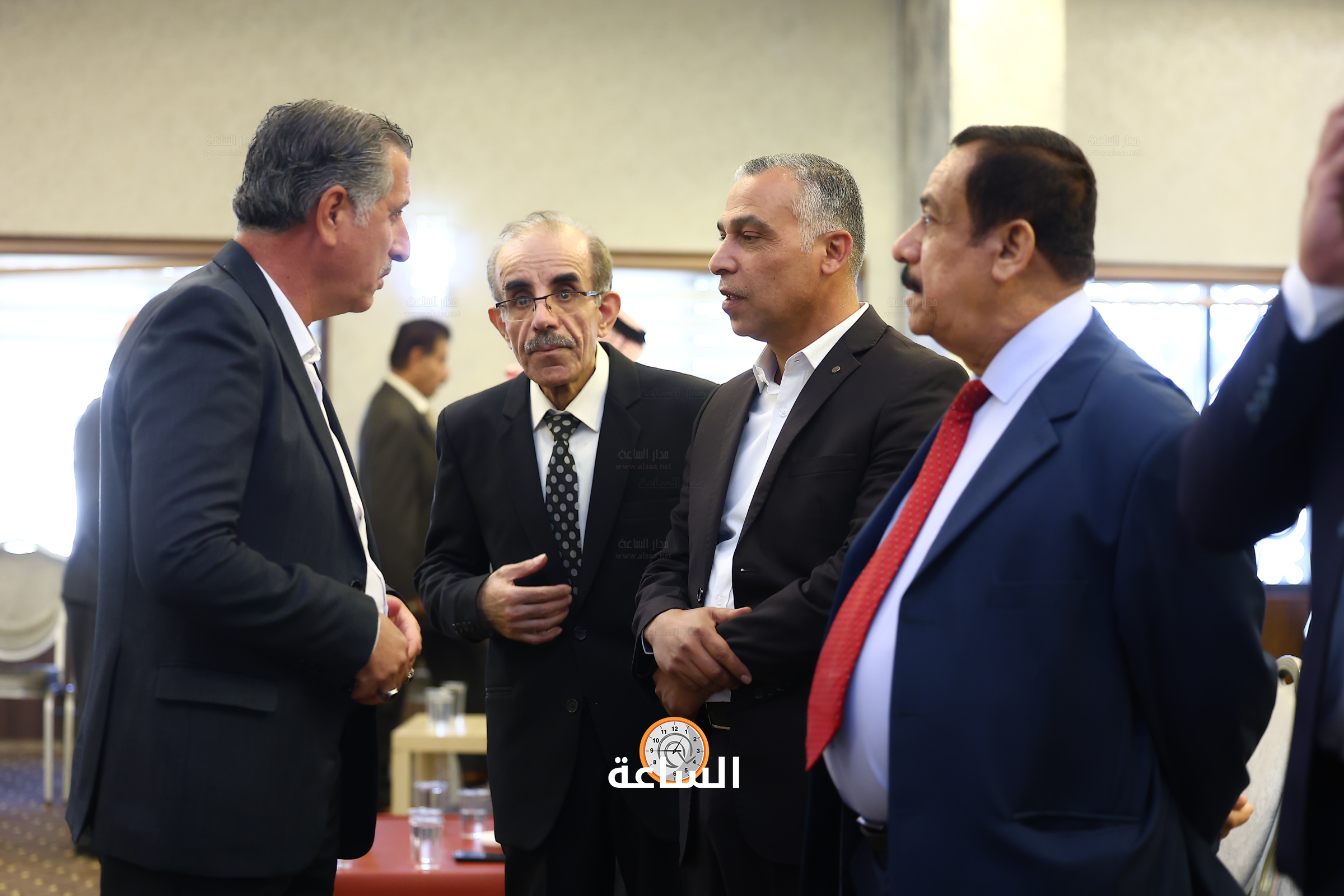 Madar Al-Saa Images 0.40745572026748467