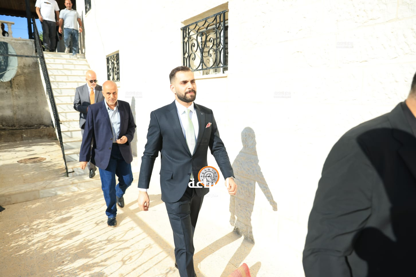 Madar Al-Saa Images 0.7798943613385625