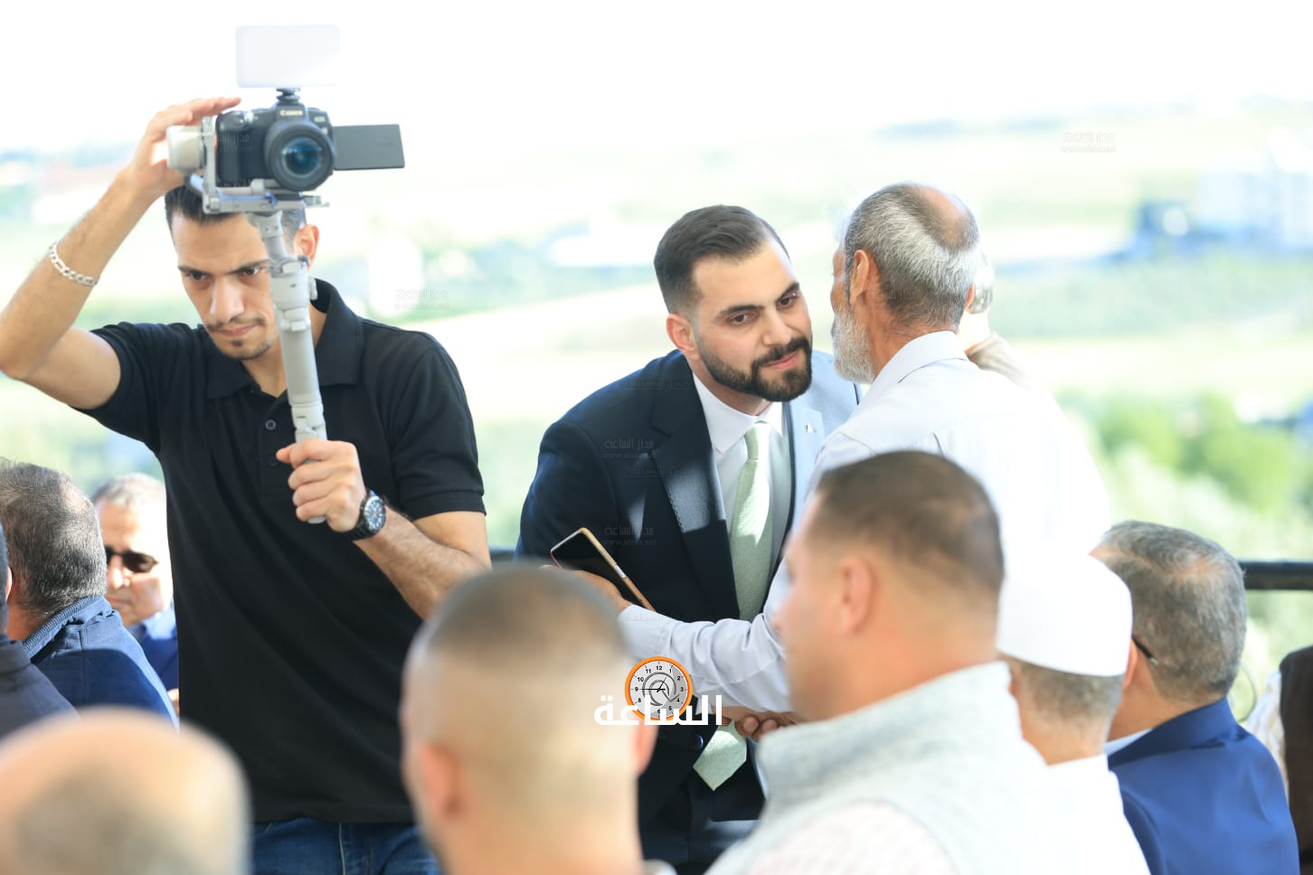 Madar Al-Saa Images 0.7408110191542038