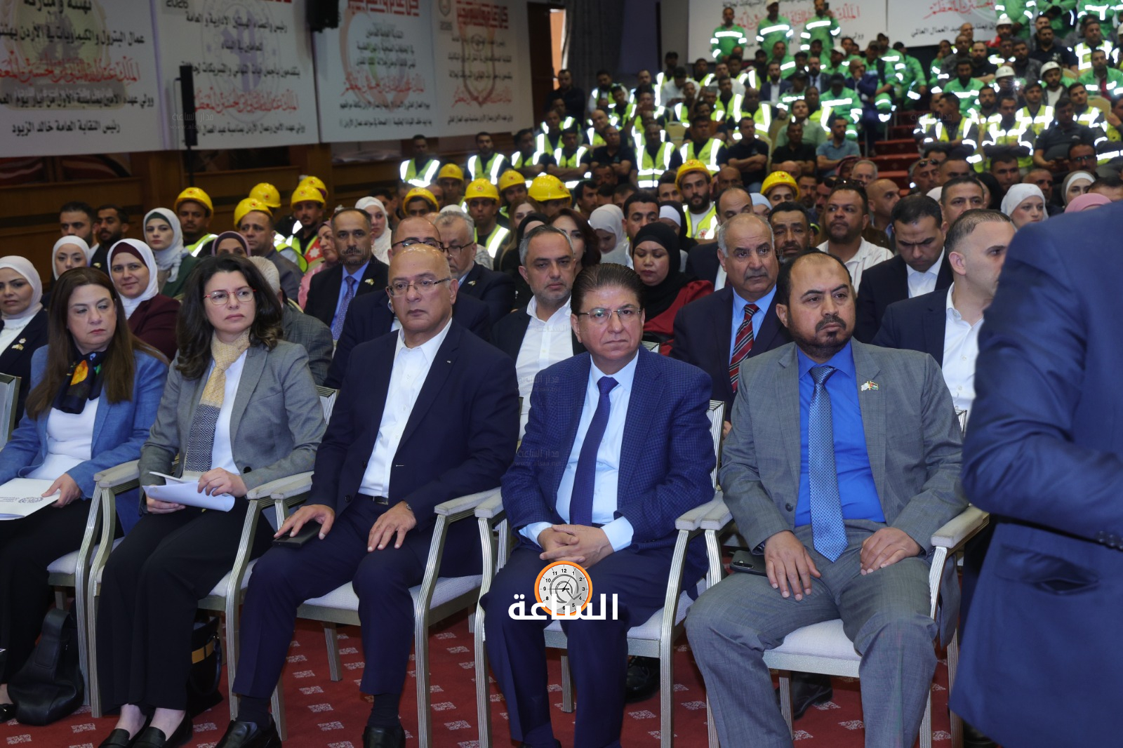 Madar Al-Saa Images 0.00947337498915457