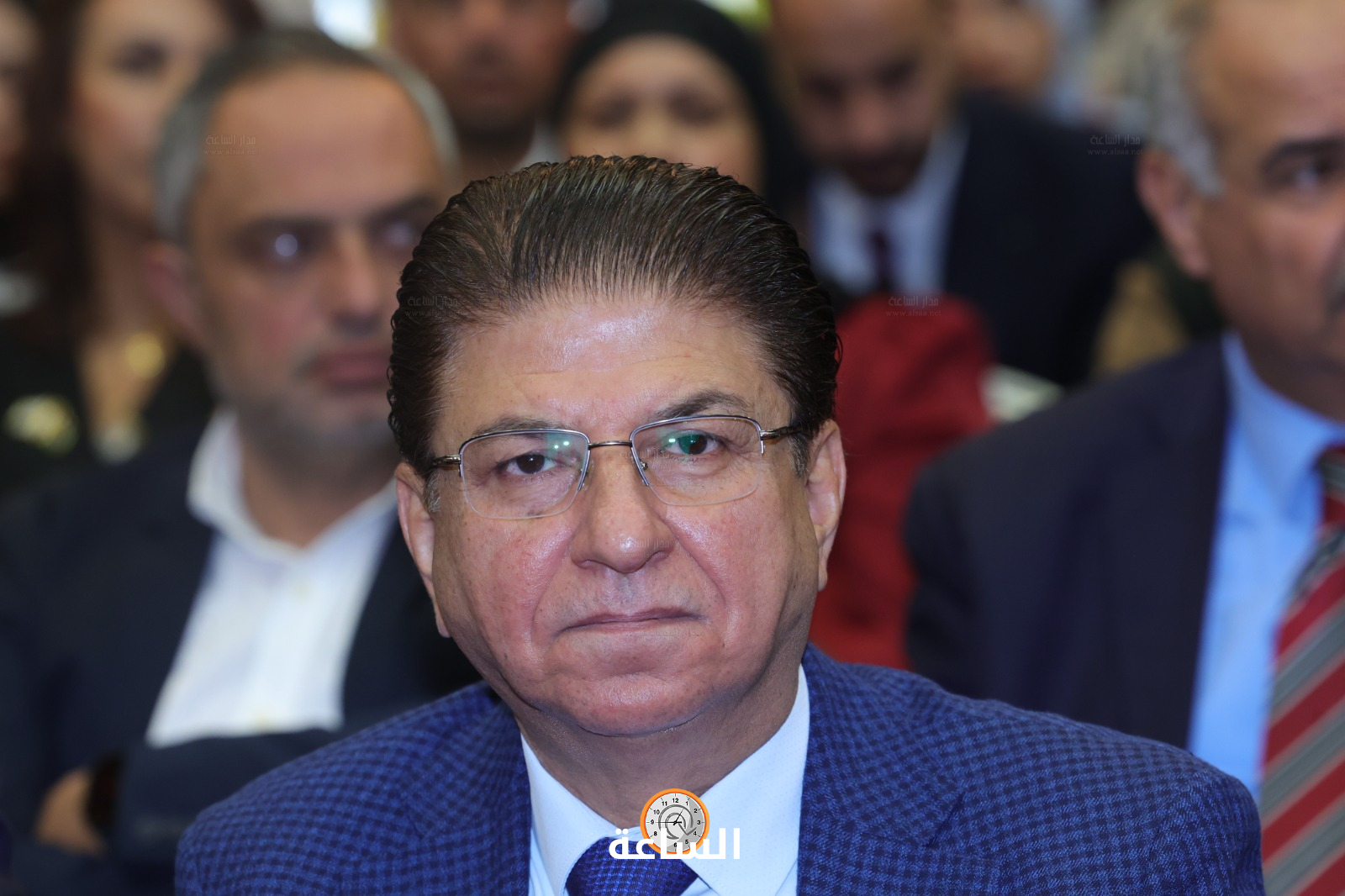 Madar Al-Saa Images 0.7347018824687194