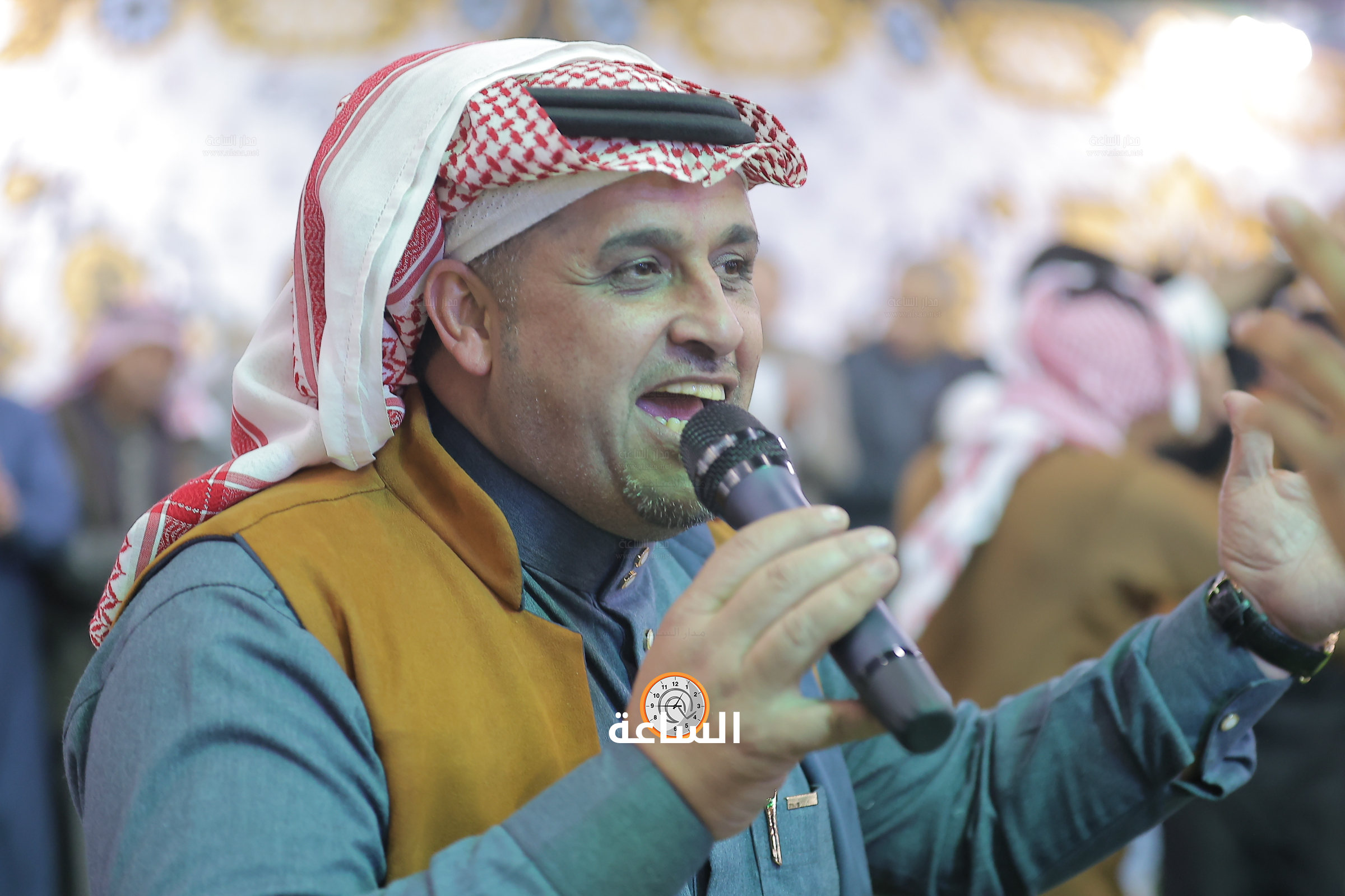 Madar Al-Saa Images 0.4989094687461417