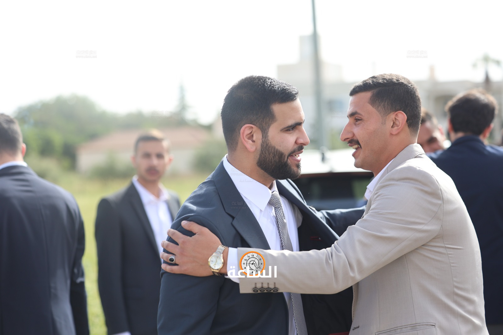 Madar Al-Saa Images 0.8337370392204021