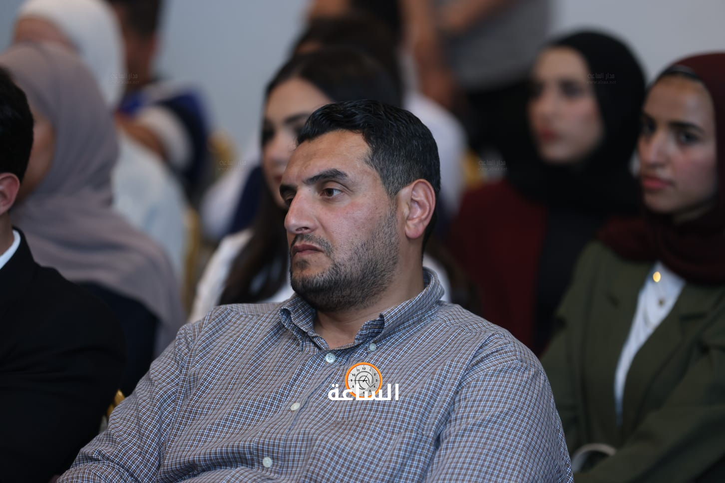 Madar Al-Saa Images 0.16730518258556648