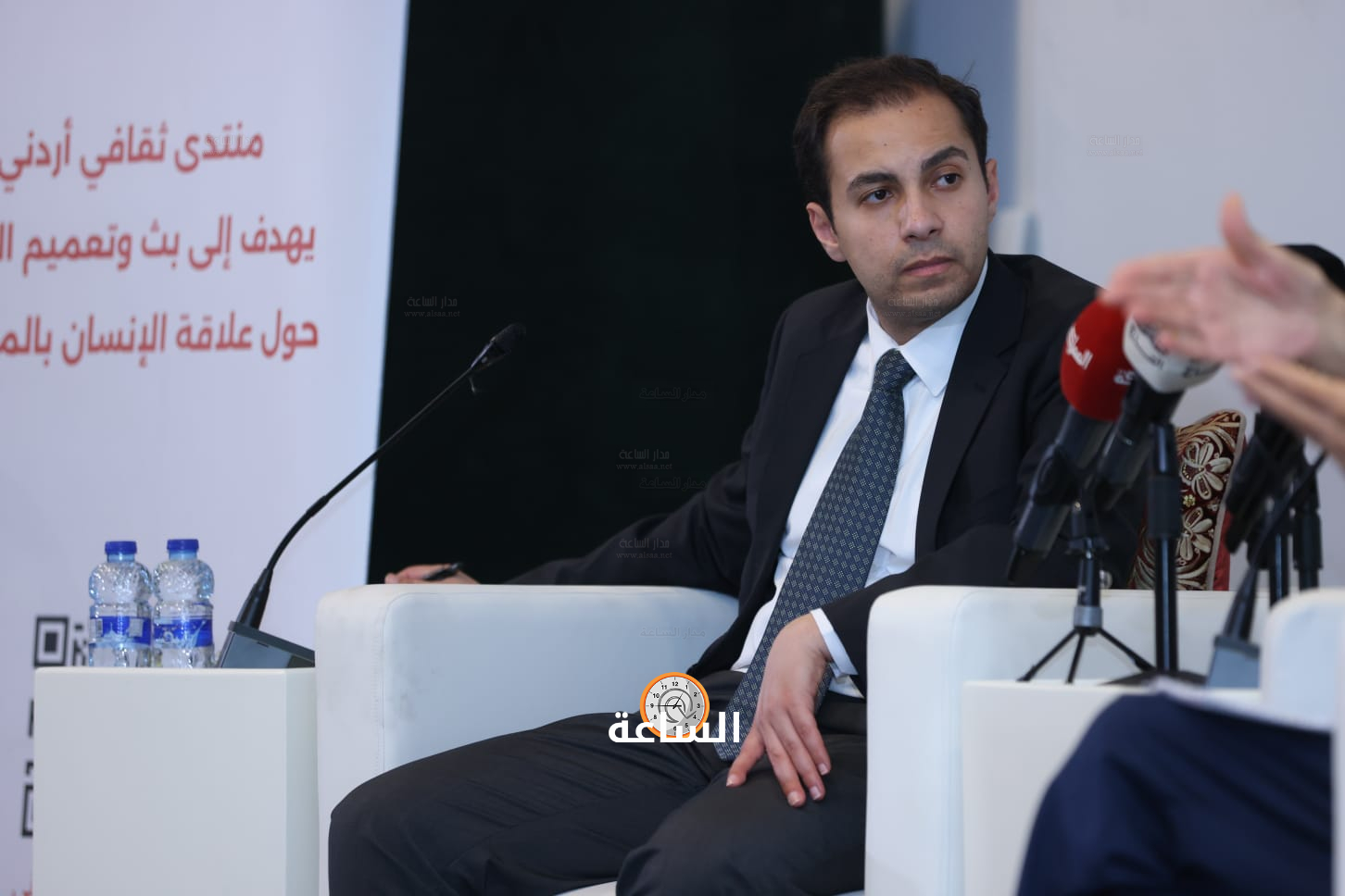 Madar Al-Saa Images 0.555736569664639