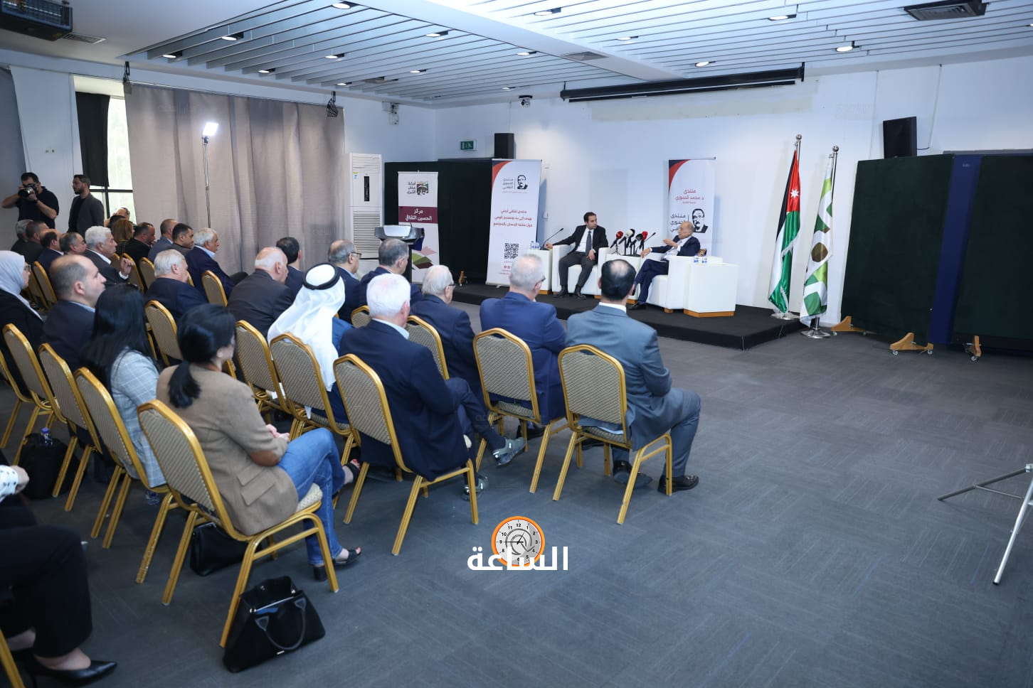 Madar Al-Saa Images 0.4769198358487847