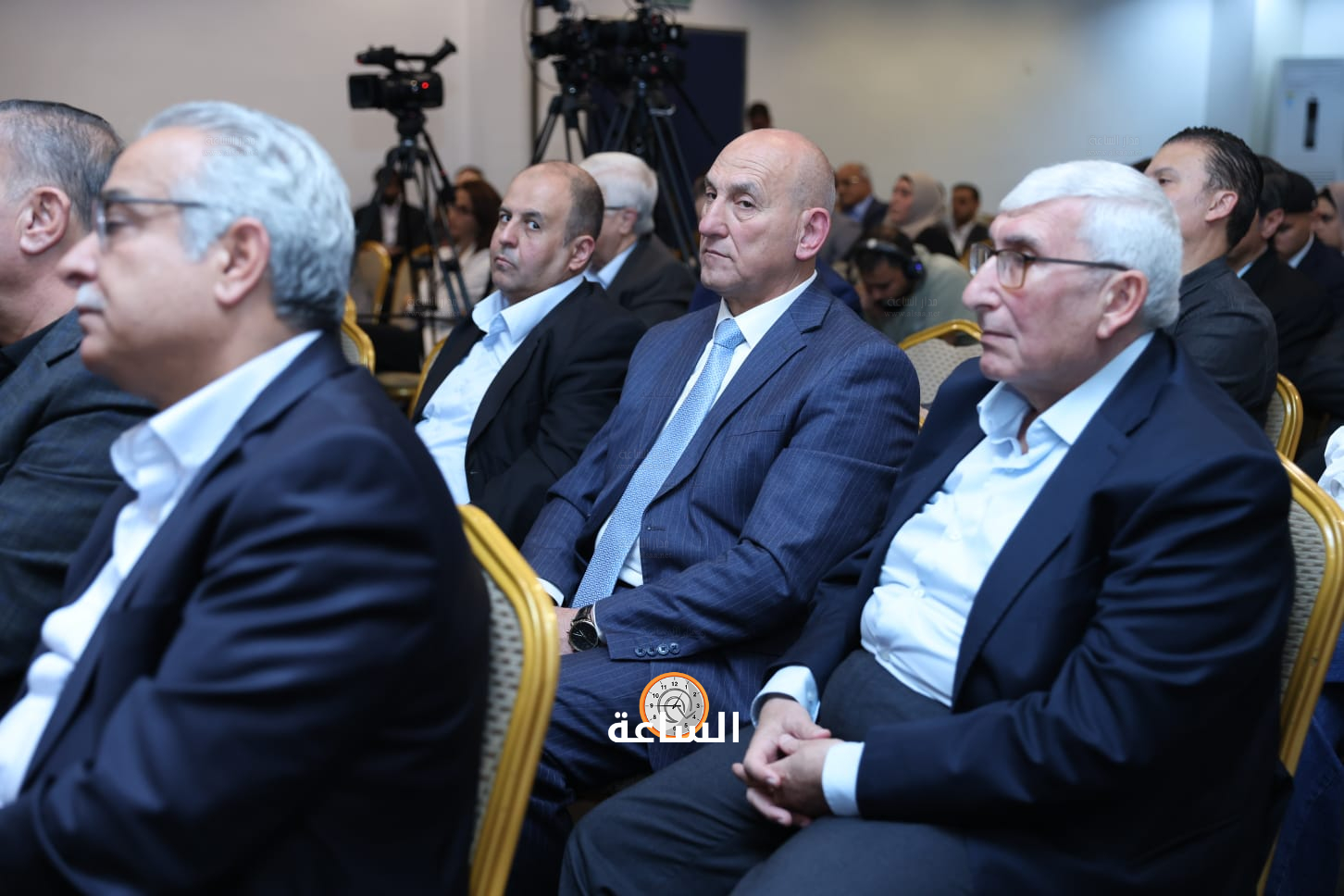Madar Al-Saa Images 0.9162087308457912