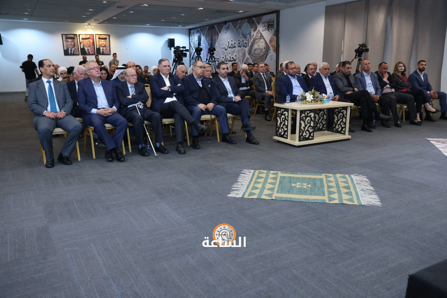 Madar Al-Saa Images 0.6057015659949172