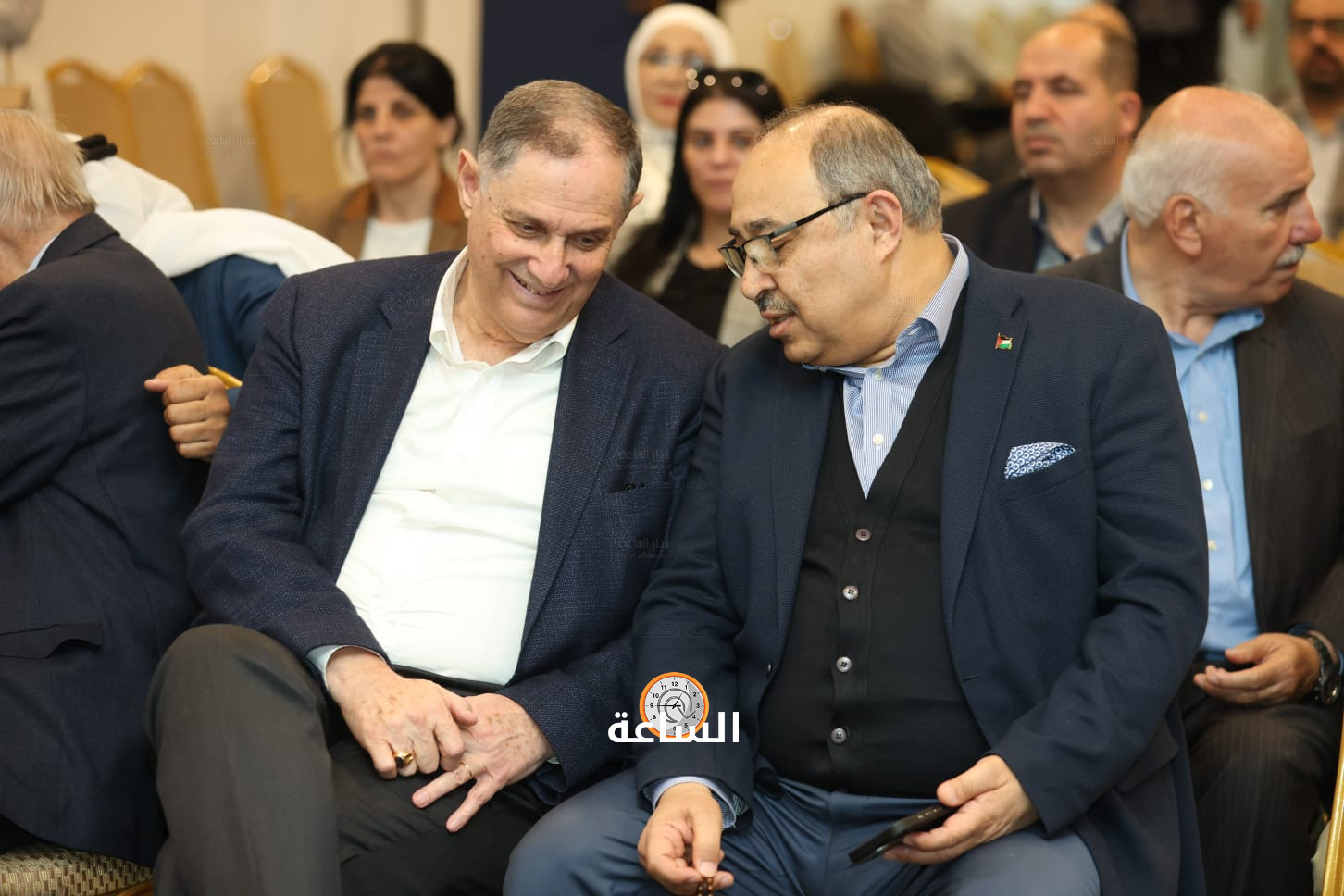 Madar Al-Saa Images 0.7420991140669652