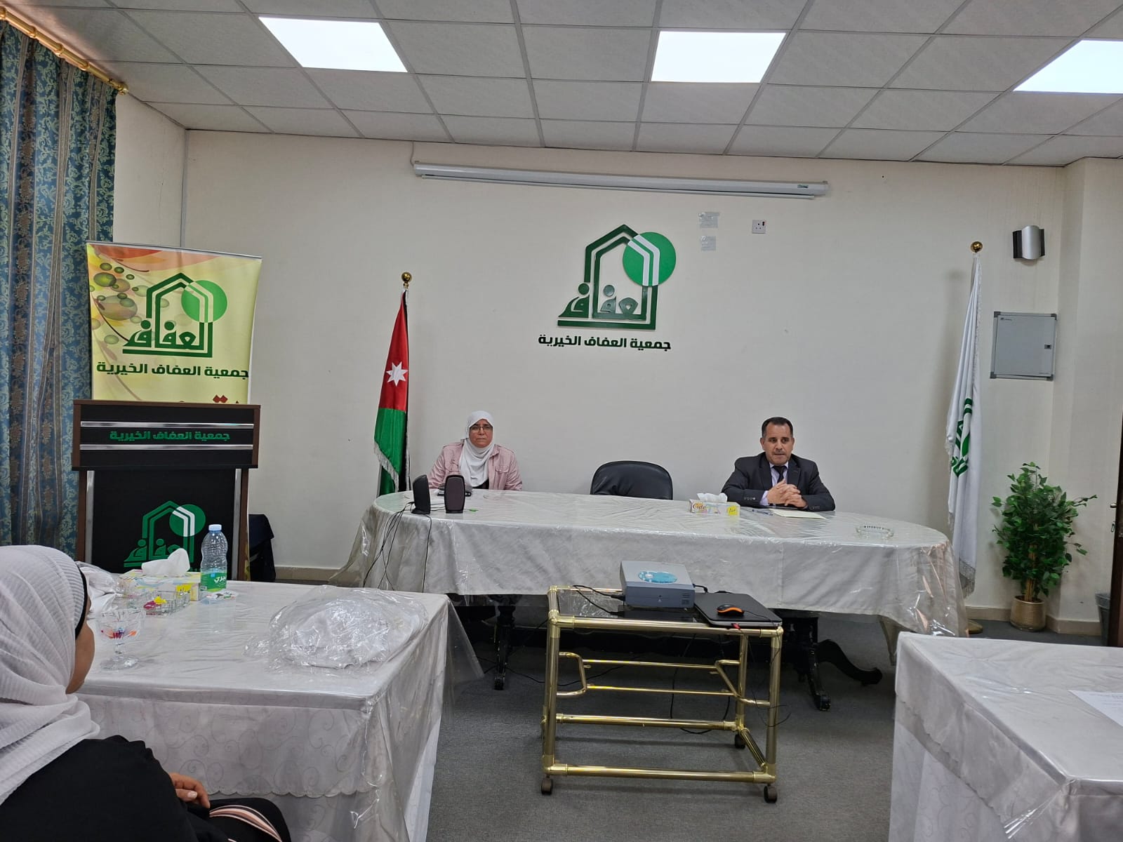 Madar Al-Saa Images 0.38641646956914233