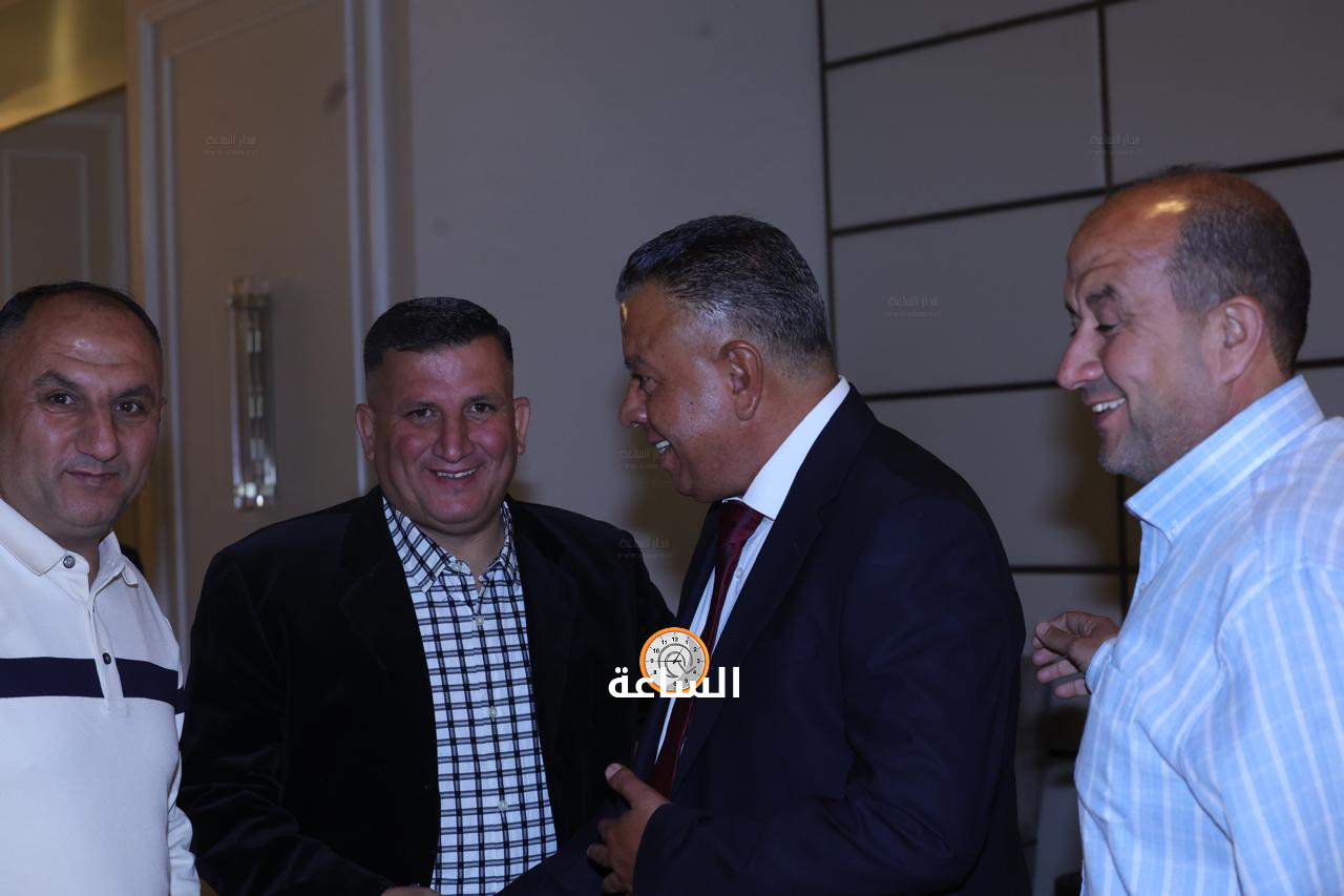 Madar Al-Saa Images 0.8240852463062158