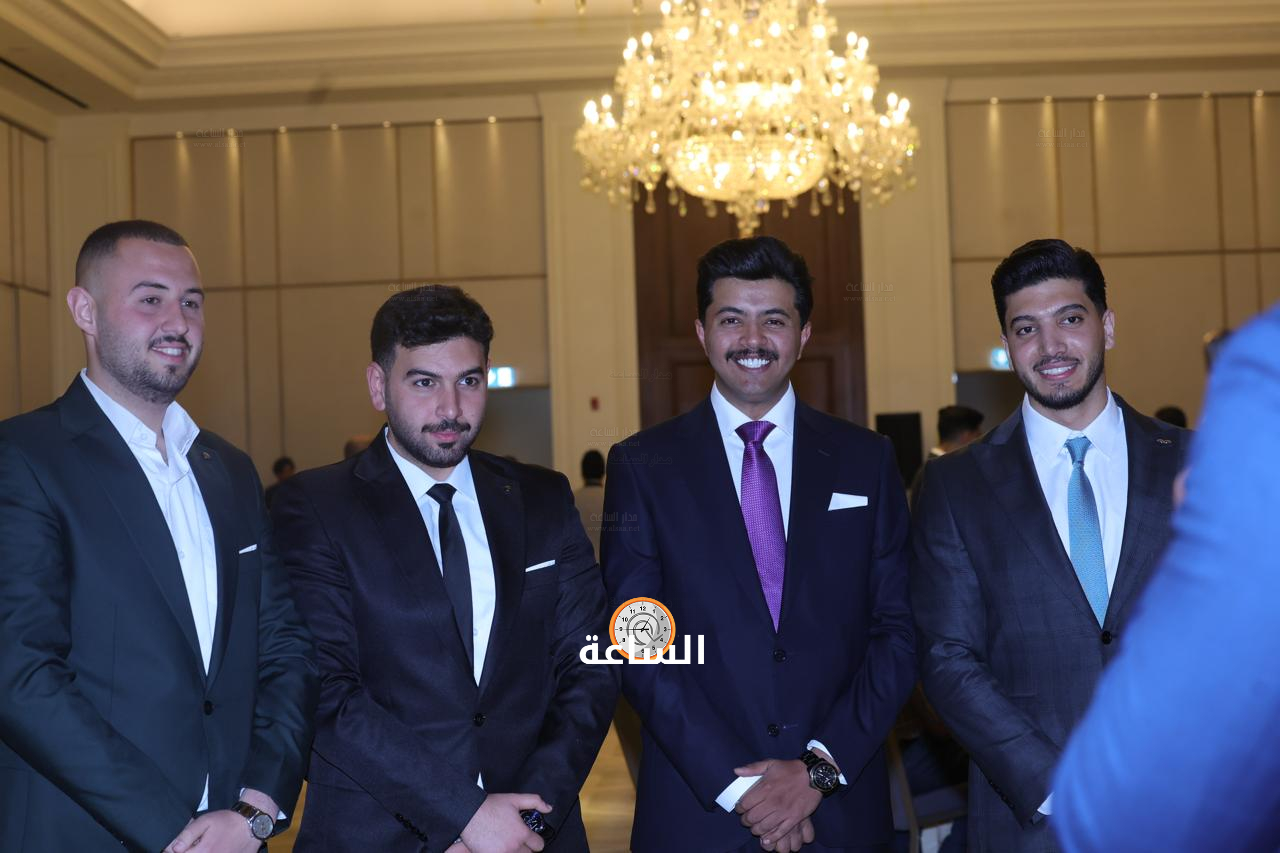 Madar Al-Saa Images 0.8101617400002803