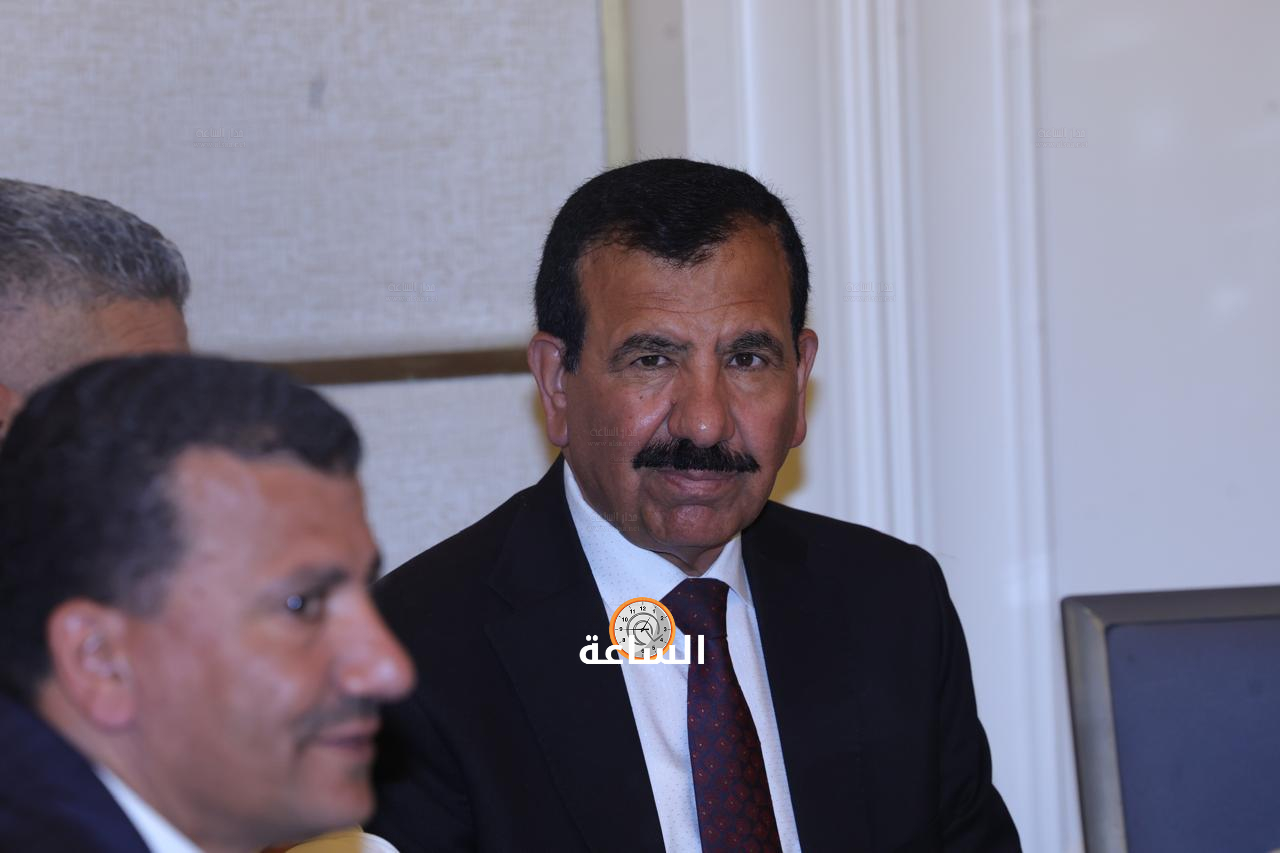 Madar Al-Saa Images 0.9715318267067551