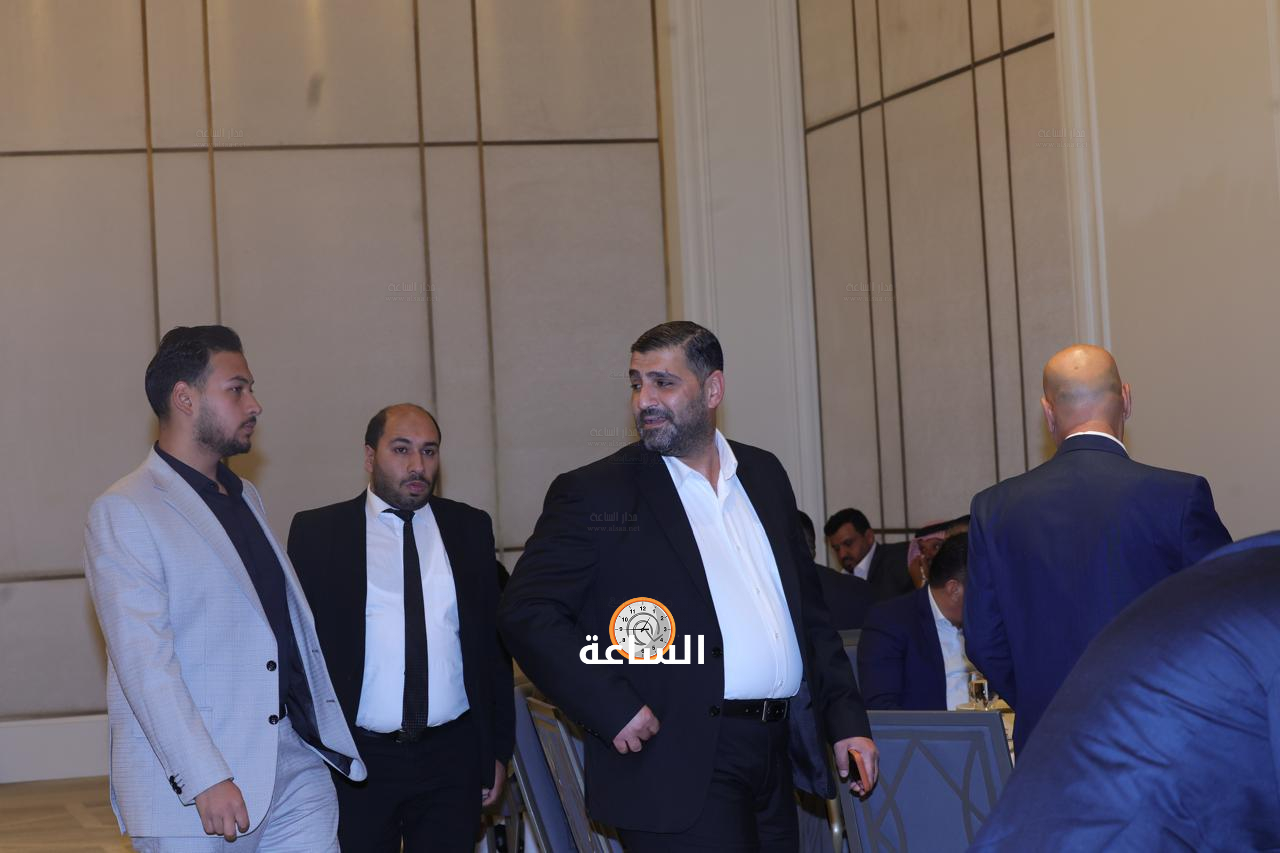 Madar Al-Saa Images 0.9042663576738569