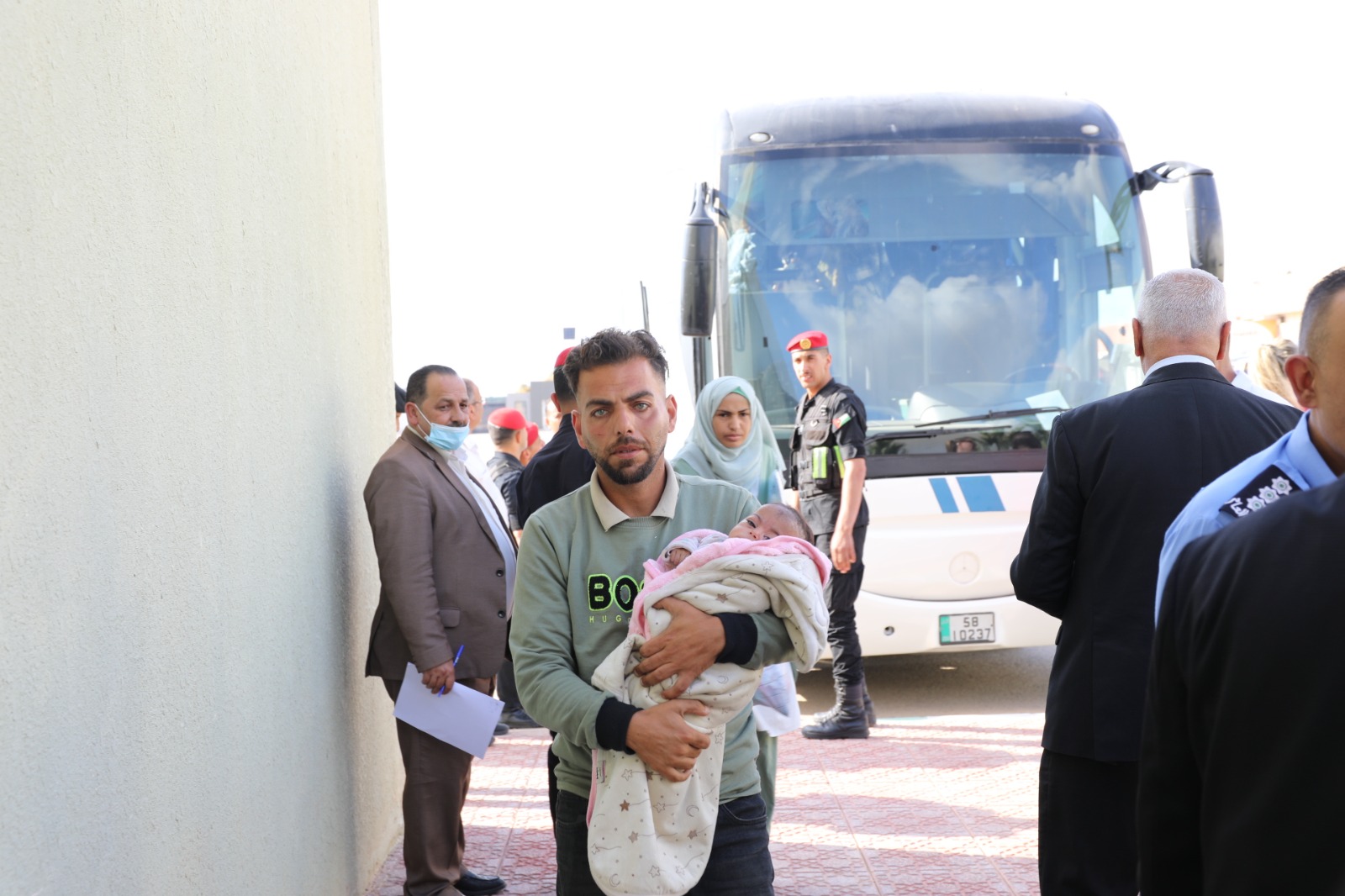 Madar Al-Saa Images 0.28119618619368913