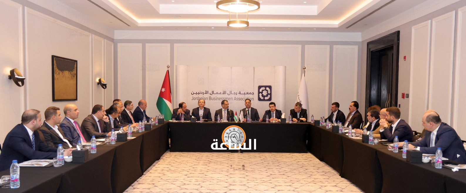 Madar Al-Saa Images 0.3186902452338881