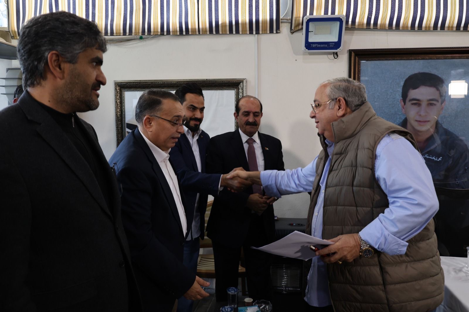 Madar Al-Saa Images 0.6455733274878601