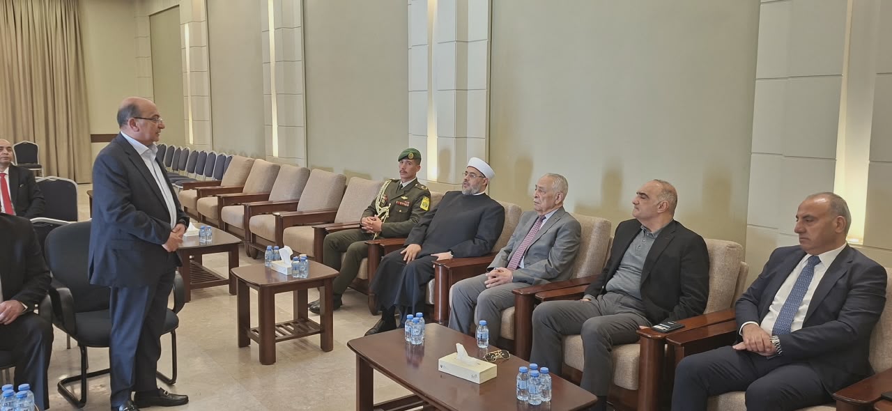 Madar Al-Saa Images 0.09761793199579016