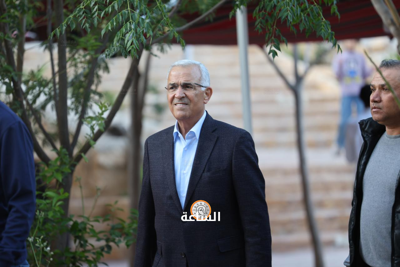 Madar Al-Saa Images 0.303172980505348