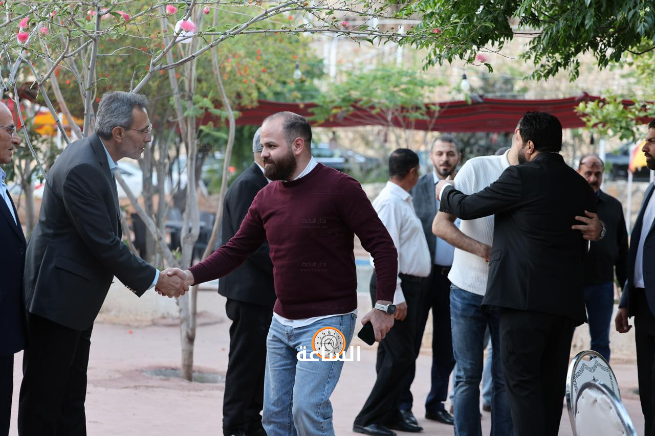 Madar Al-Saa Images 0.7944638909501478