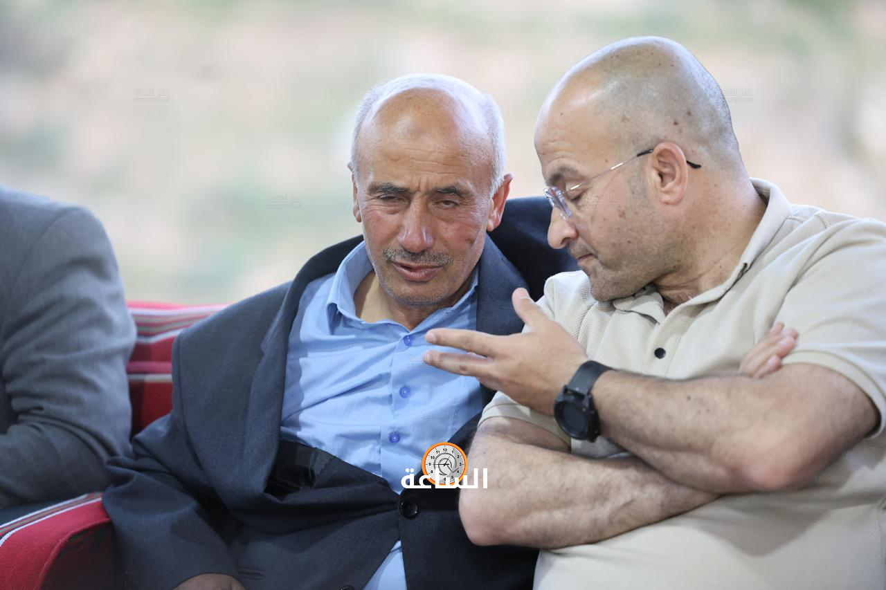 Madar Al-Saa Images 0.7931745479532919