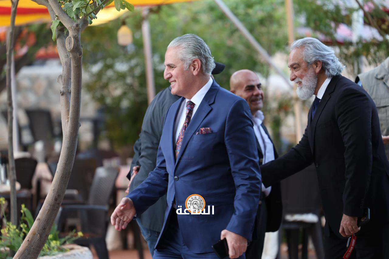 Madar Al-Saa Images 0.8291543173326943