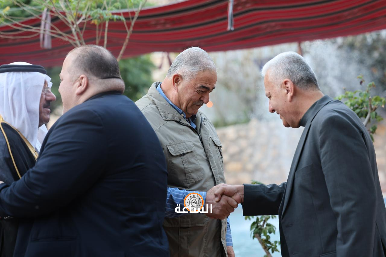 Madar Al-Saa Images 0.18258303434854373