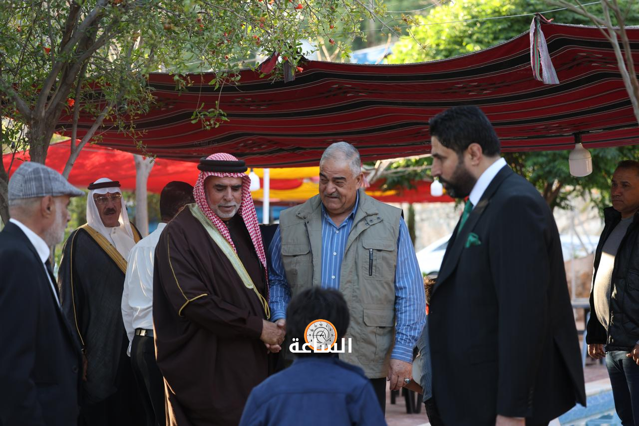 Madar Al-Saa Images 0.7307866553926099