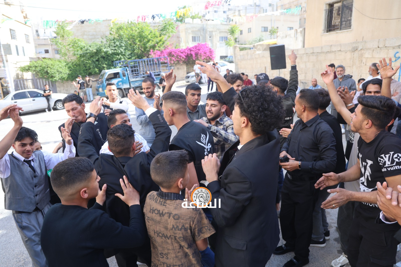 Madar Al-Saa Images 0.945964363585327