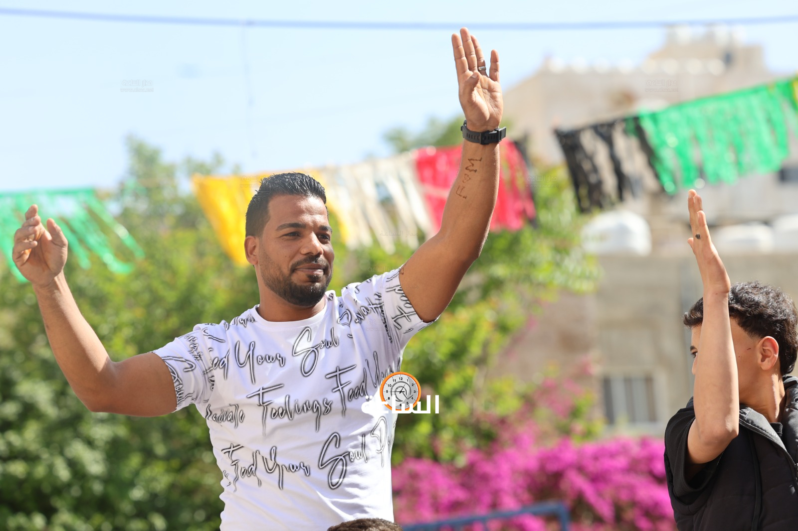 Madar Al-Saa Images 0.03670664516142841