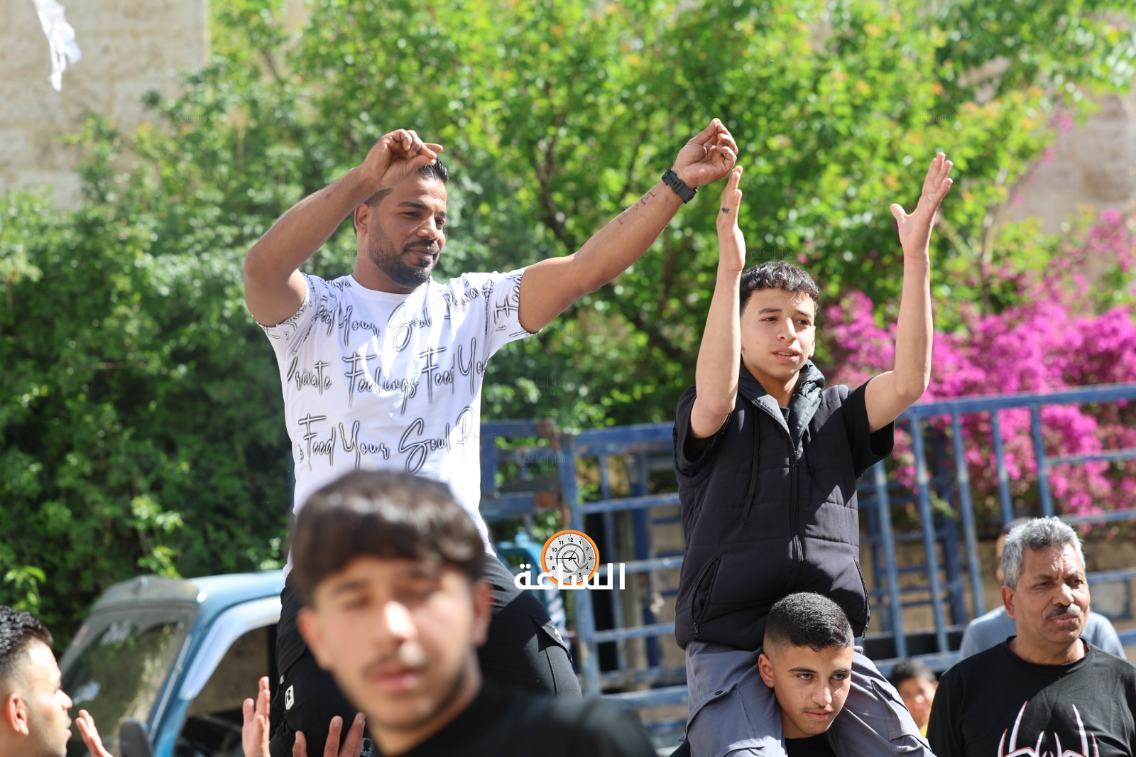 Madar Al-Saa Images 0.9175554844904612