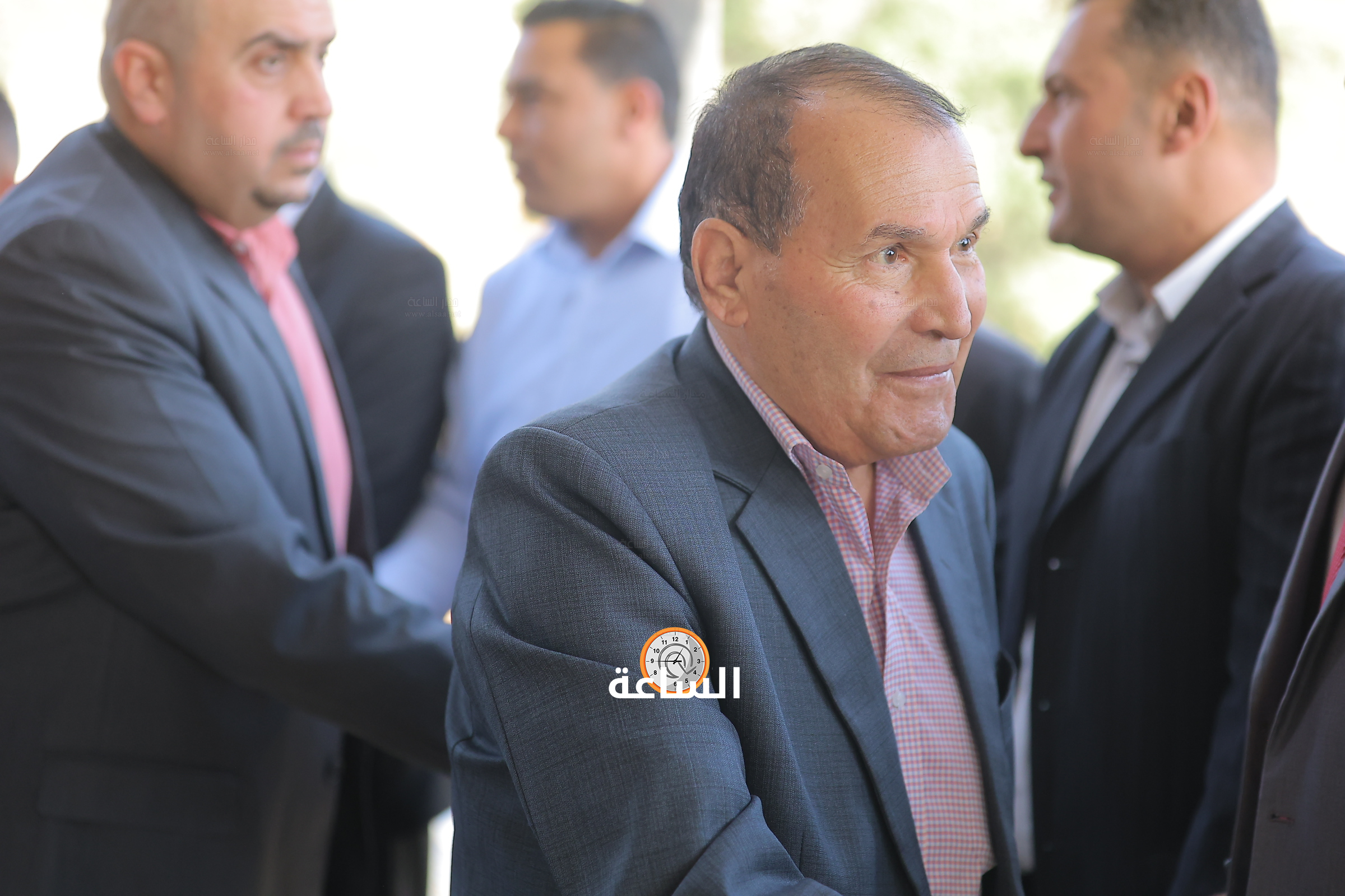 Madar Al-Saa Images 0.5991625611516701