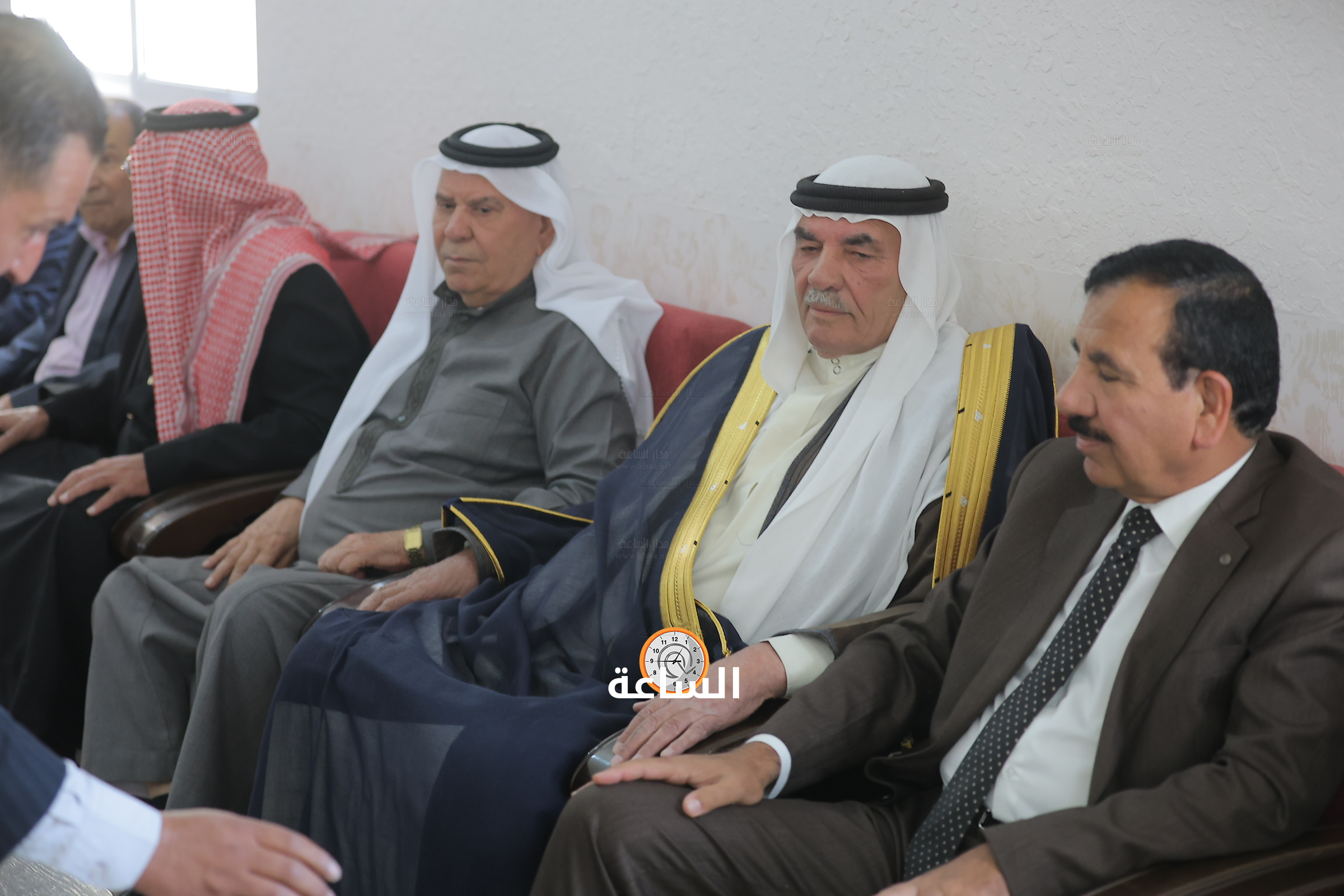 Madar Al-Saa Images 0.6770518878839458