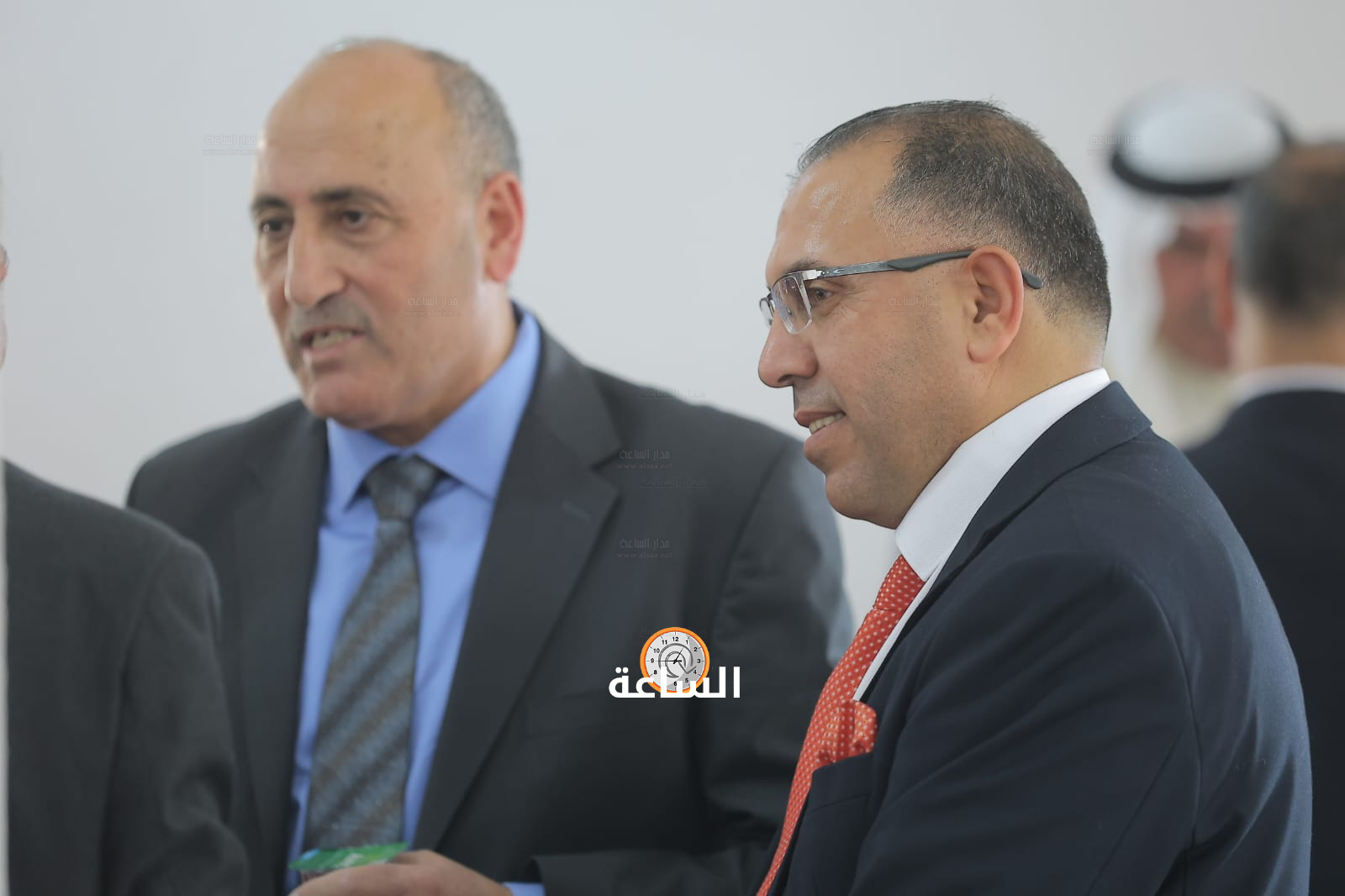 Madar Al-Saa Images 0.815622356068035