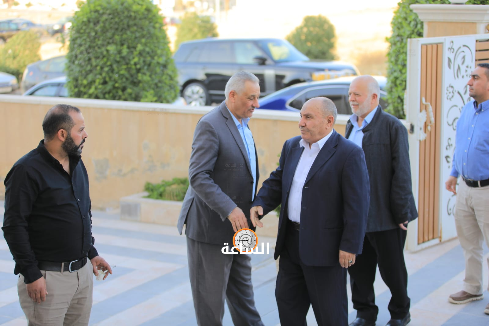 Madar Al-Saa Images 0.4891789218407