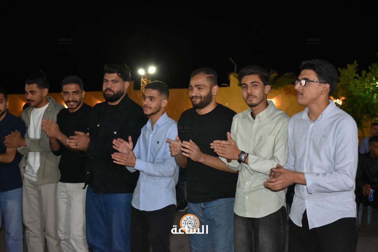 Madar Al-Saa Images 0.4579576411835672