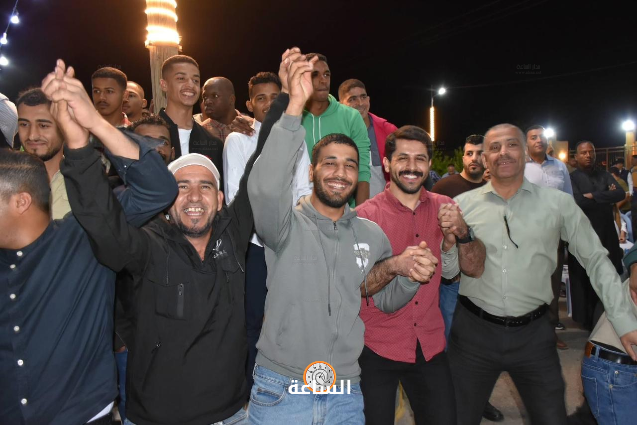 Madar Al-Saa Images 0.8645173807422069