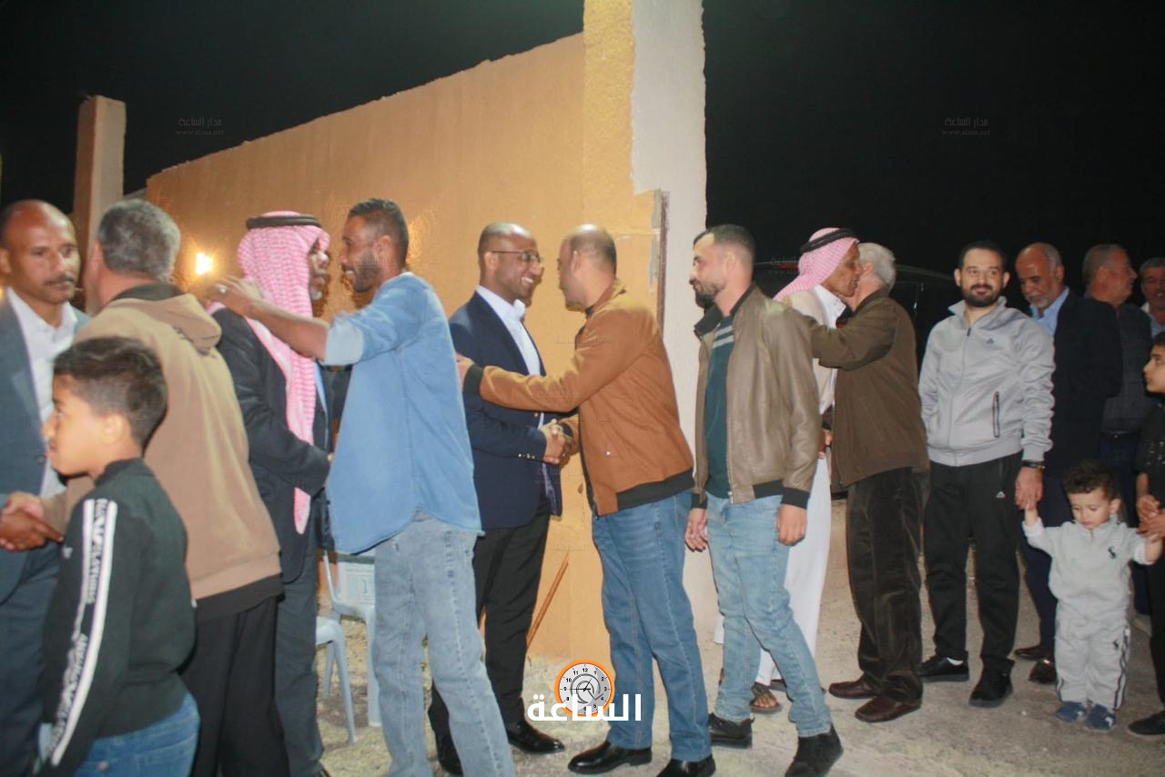 Madar Al-Saa Images 0.8570470524906898
