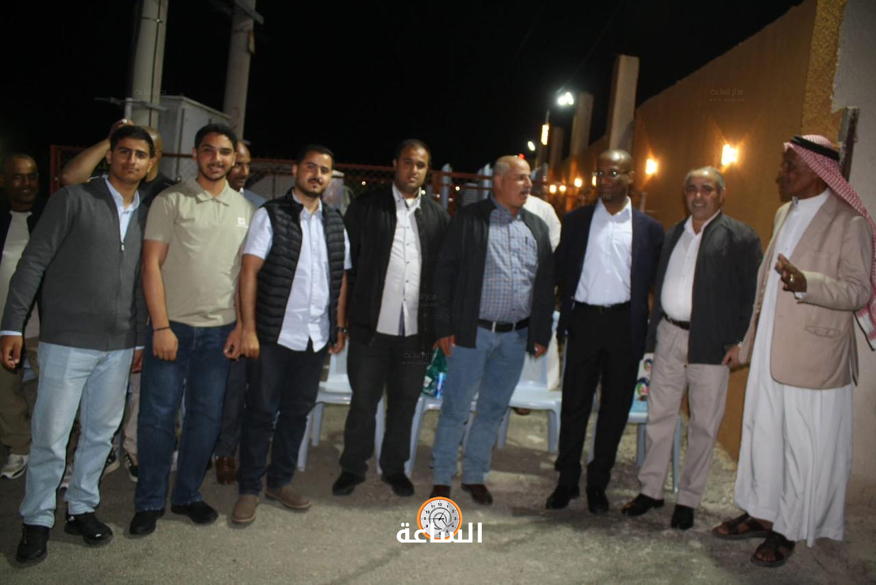Madar Al-Saa Images 0.39839270295768314
