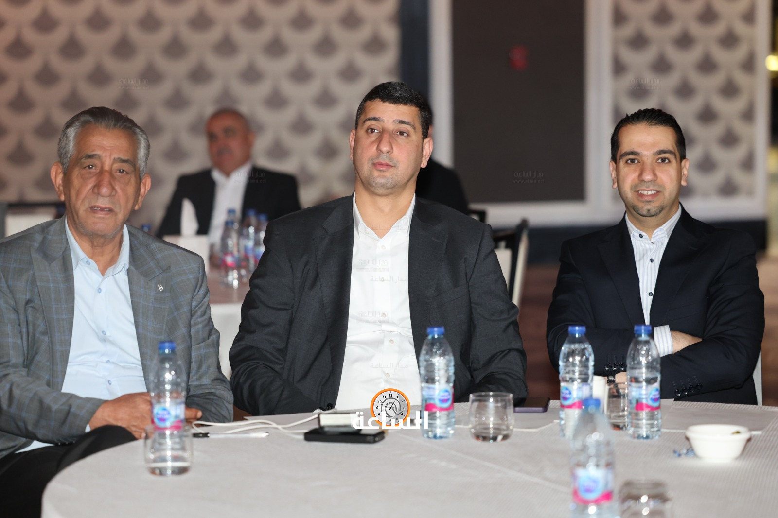 Madar Al-Saa Images 0.7166436454836973