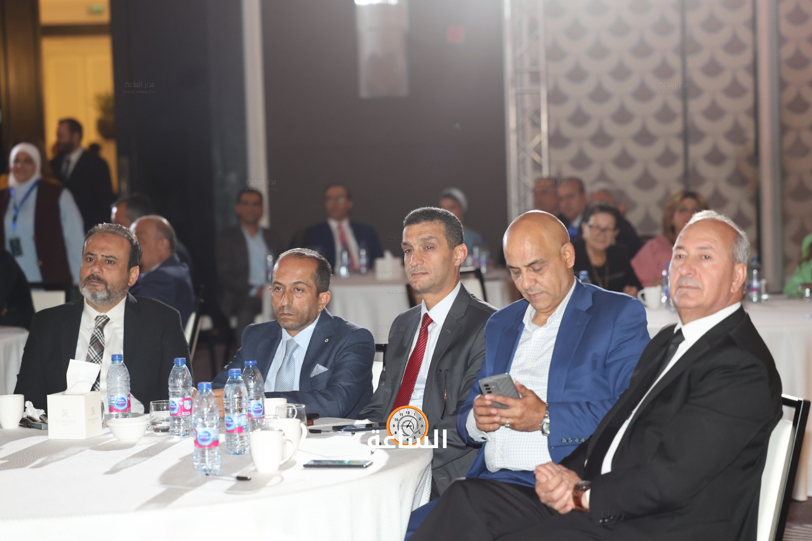 Madar Al-Saa Images 0.43815829314174715