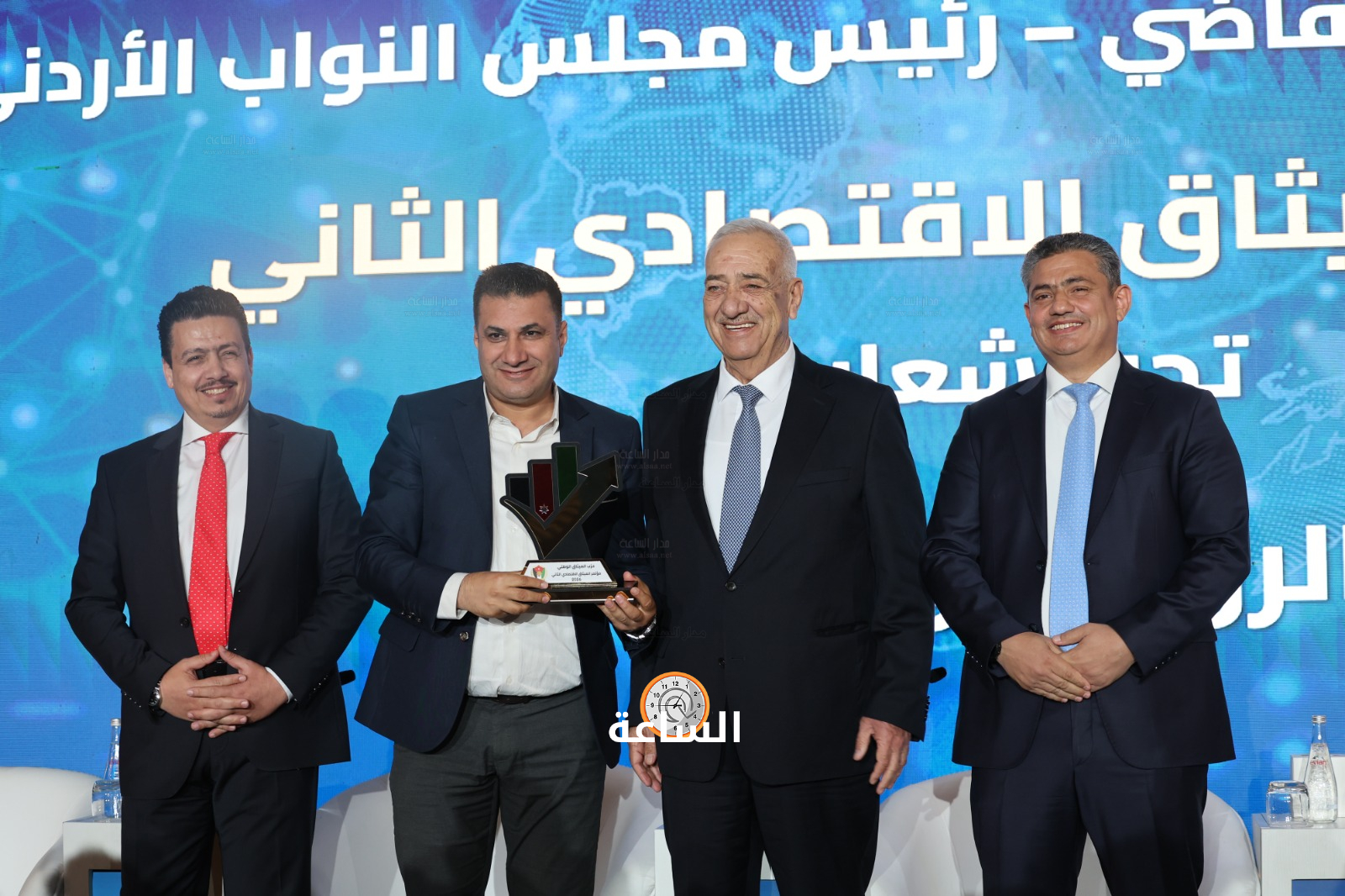 Madar Al-Saa Images 0.061878754775367084
