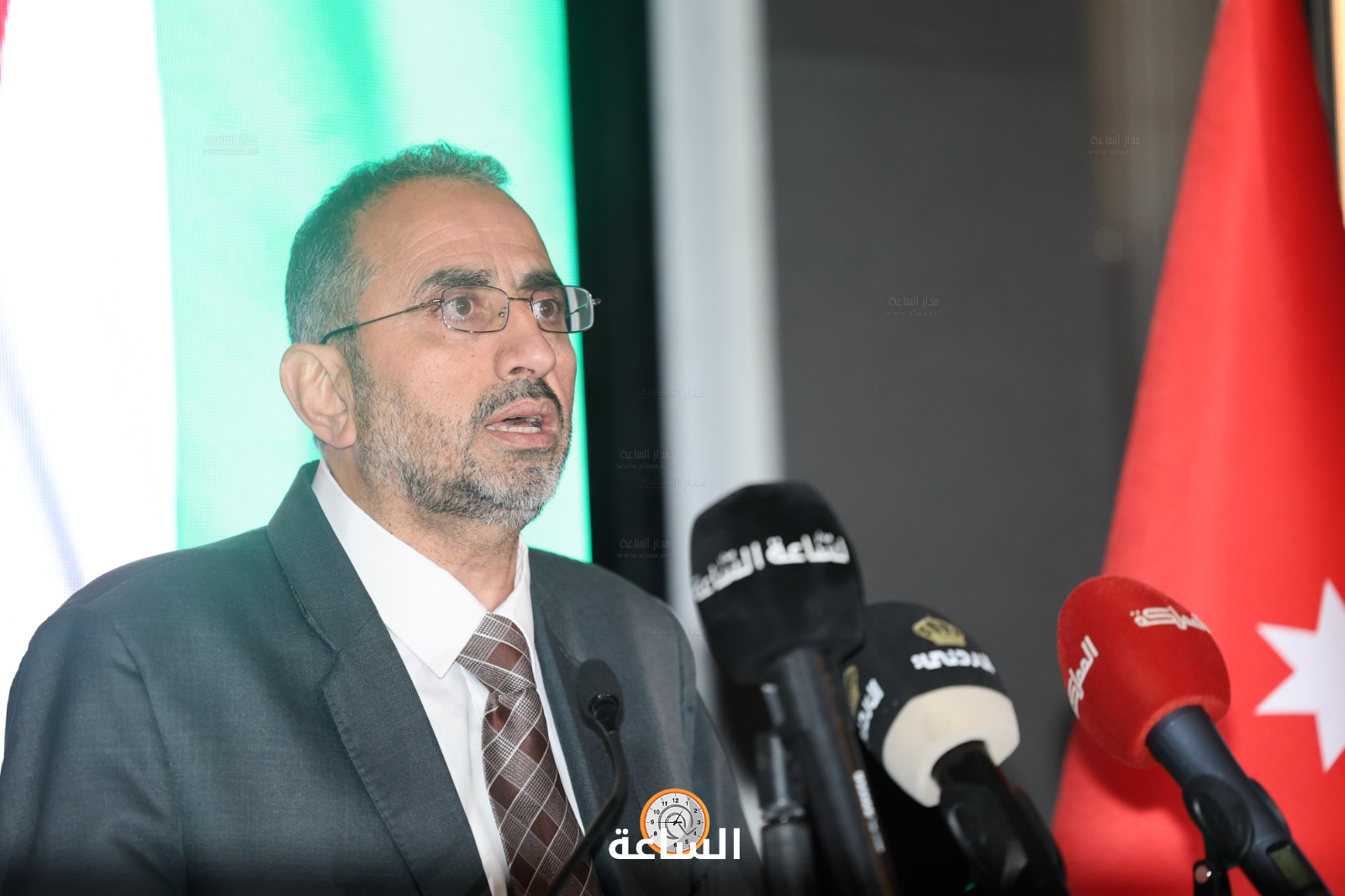 Madar Al-Saa Images 0.5301781779838812