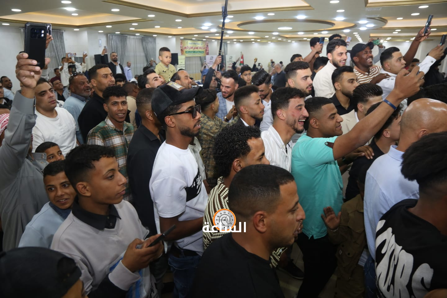 Madar Al-Saa Images 0.1776698011681861