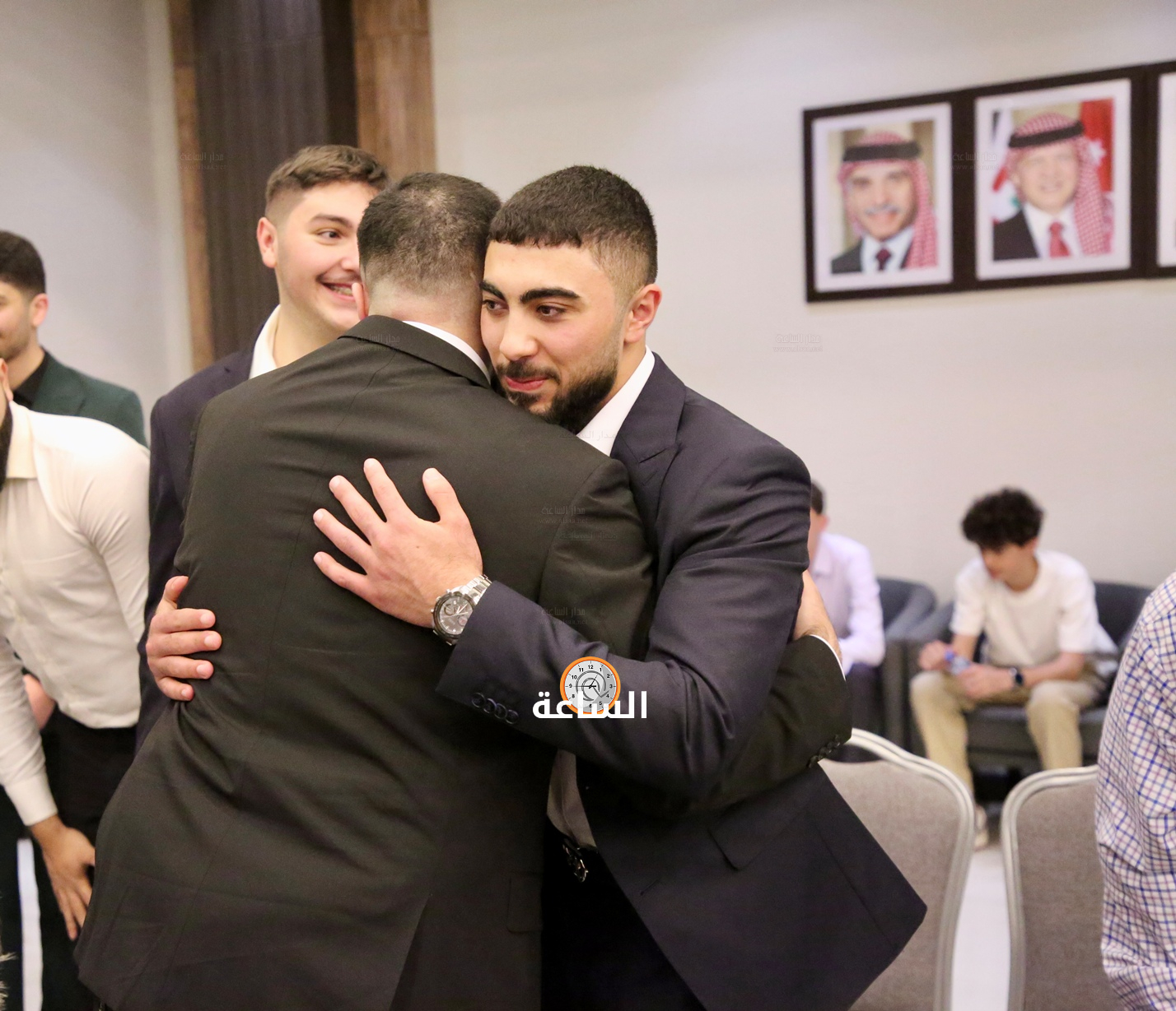 Madar Al-Saa Images 0.19254168060349075