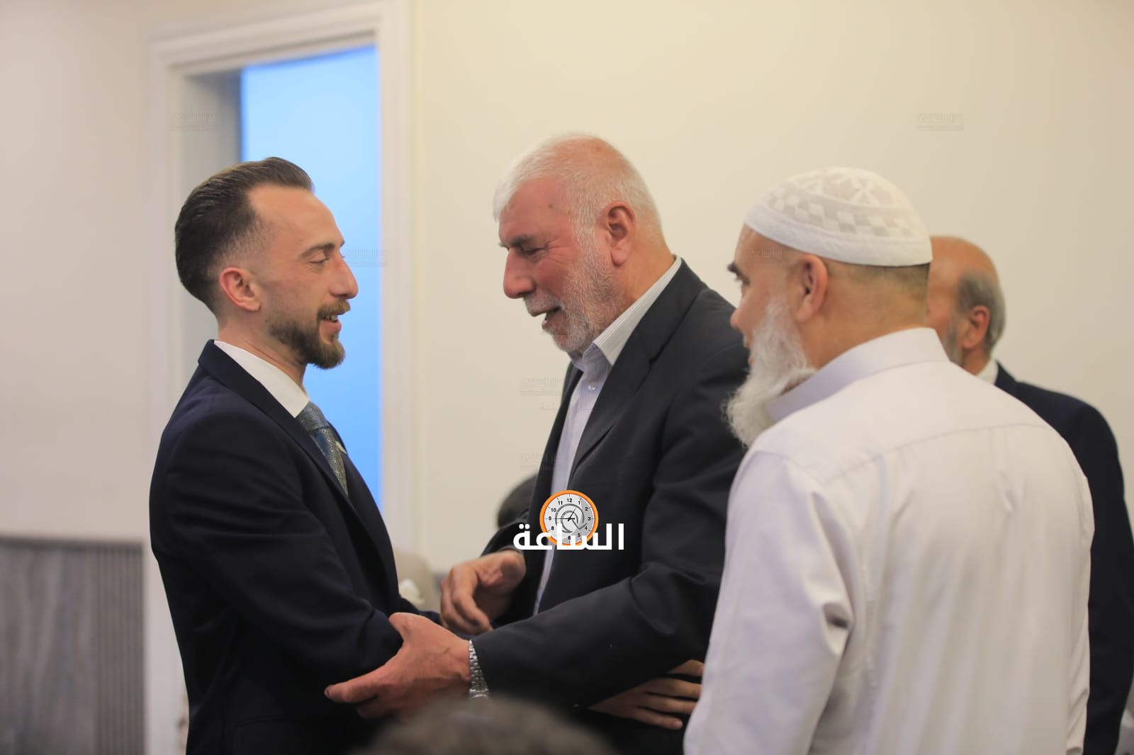 Madar Al-Saa Images 0.8252813064540153